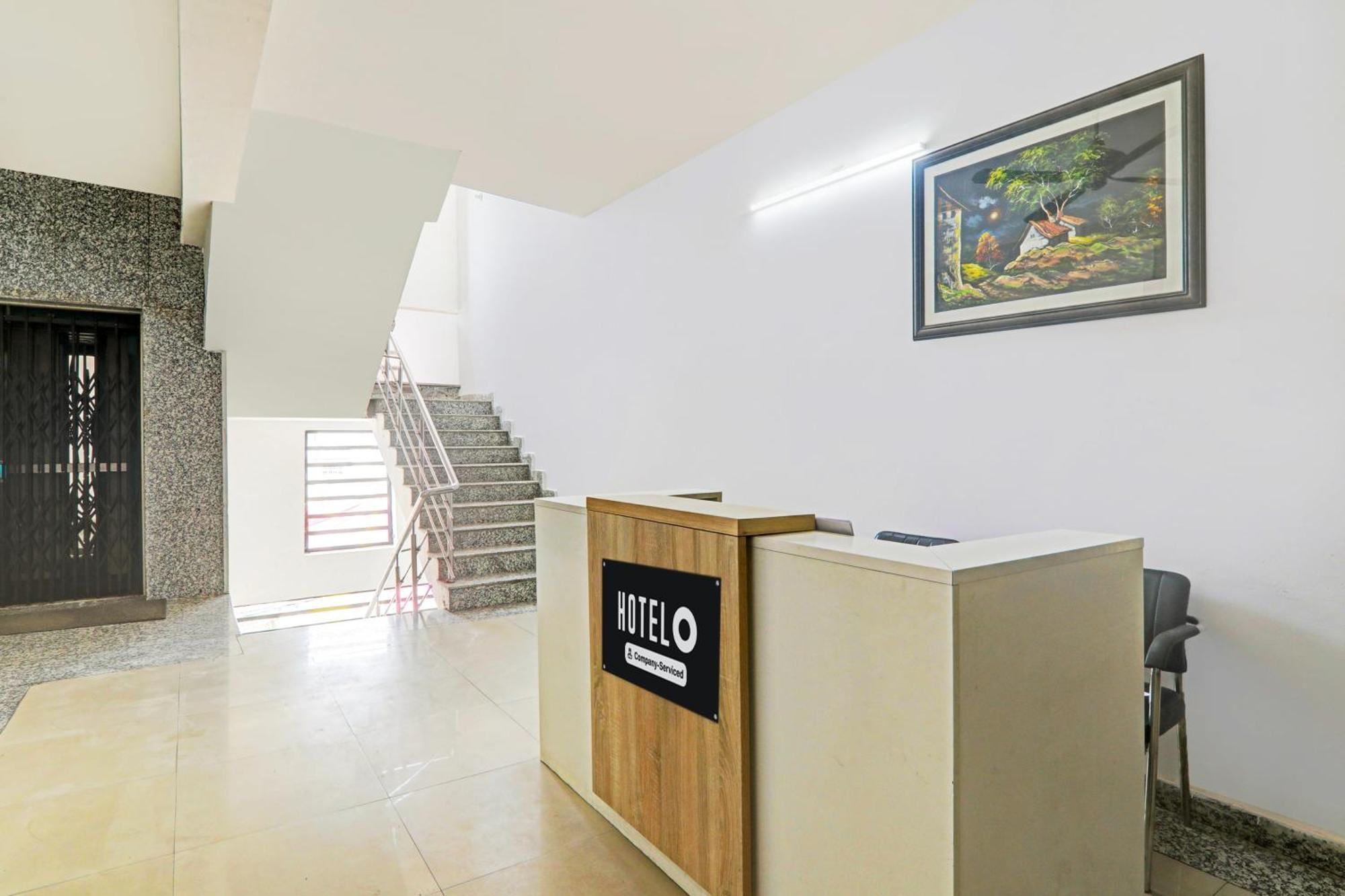 Hasanganj Super Hotel O Jankipuram Near Sahara State Formerly Basera Homes מראה חיצוני תמונה