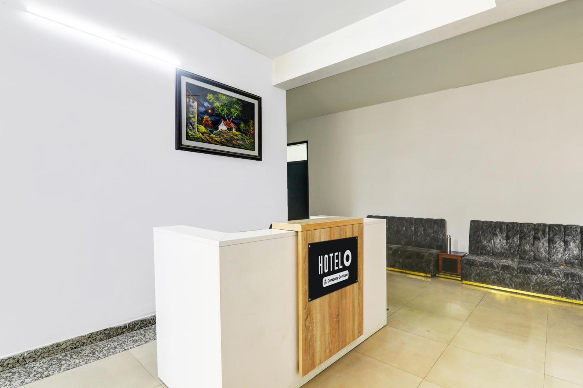 Hasanganj Super Hotel O Jankipuram Near Sahara State Formerly Basera Homes מראה חיצוני תמונה