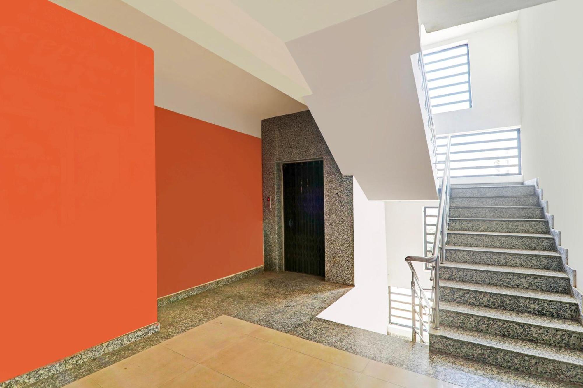 Hasanganj Super Hotel O Jankipuram Near Sahara State Formerly Basera Homes מראה חיצוני תמונה
