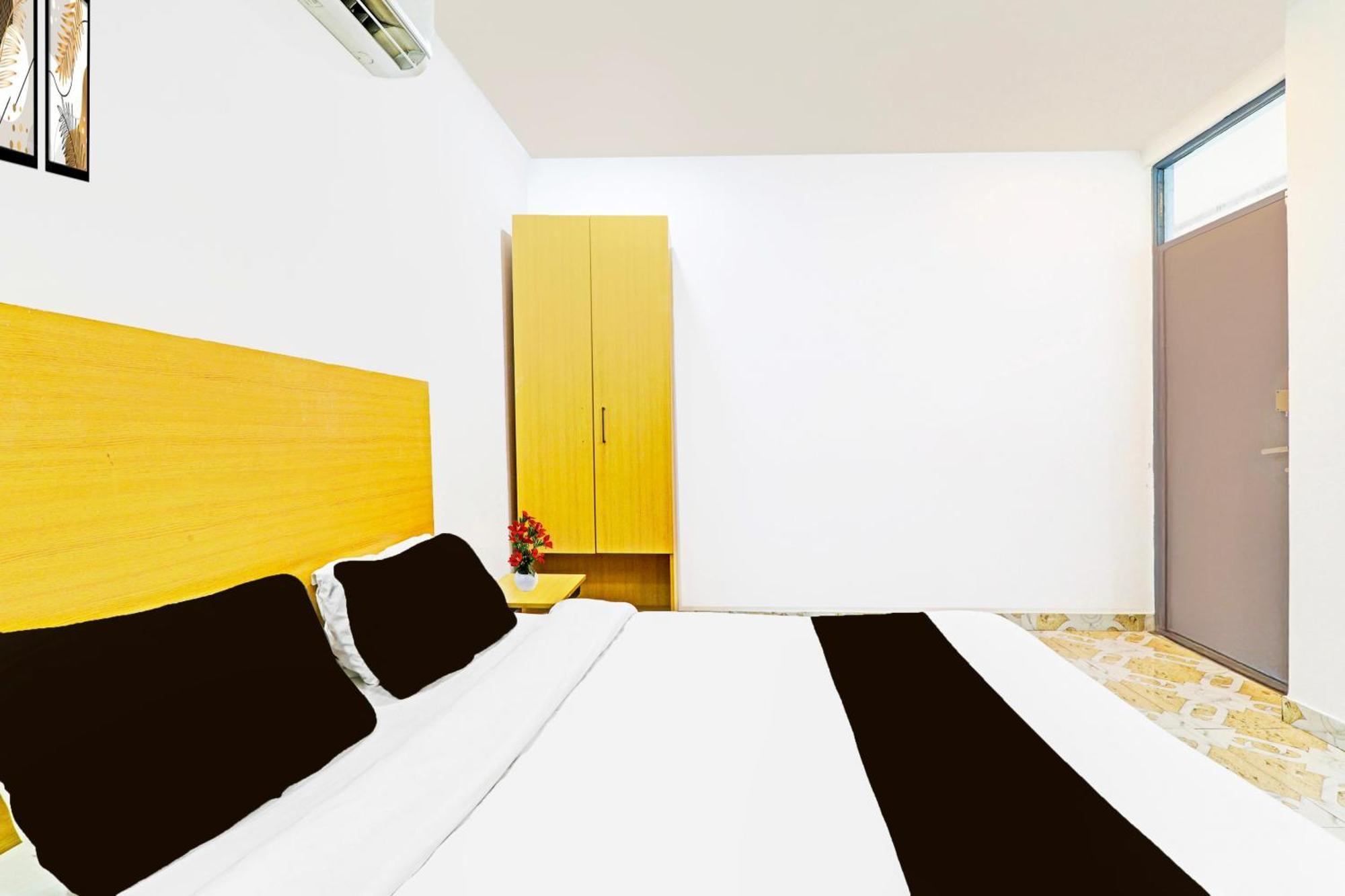 Hasanganj Super Hotel O Jankipuram Near Sahara State Formerly Basera Homes מראה חיצוני תמונה